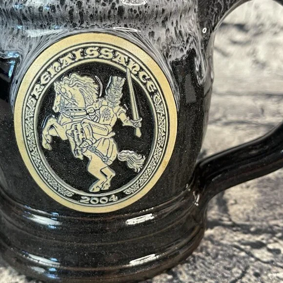 2004 MN Renaissance Mug Stein Jester Deneen Pottery Stoneware knight Horse Sword - Picture 2 of 9